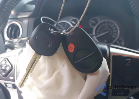 2015 Toyota Tundra Platinum 5.7L V8 z USA, uszkodzony, nr VIN 5TFAY5F1XFX421539